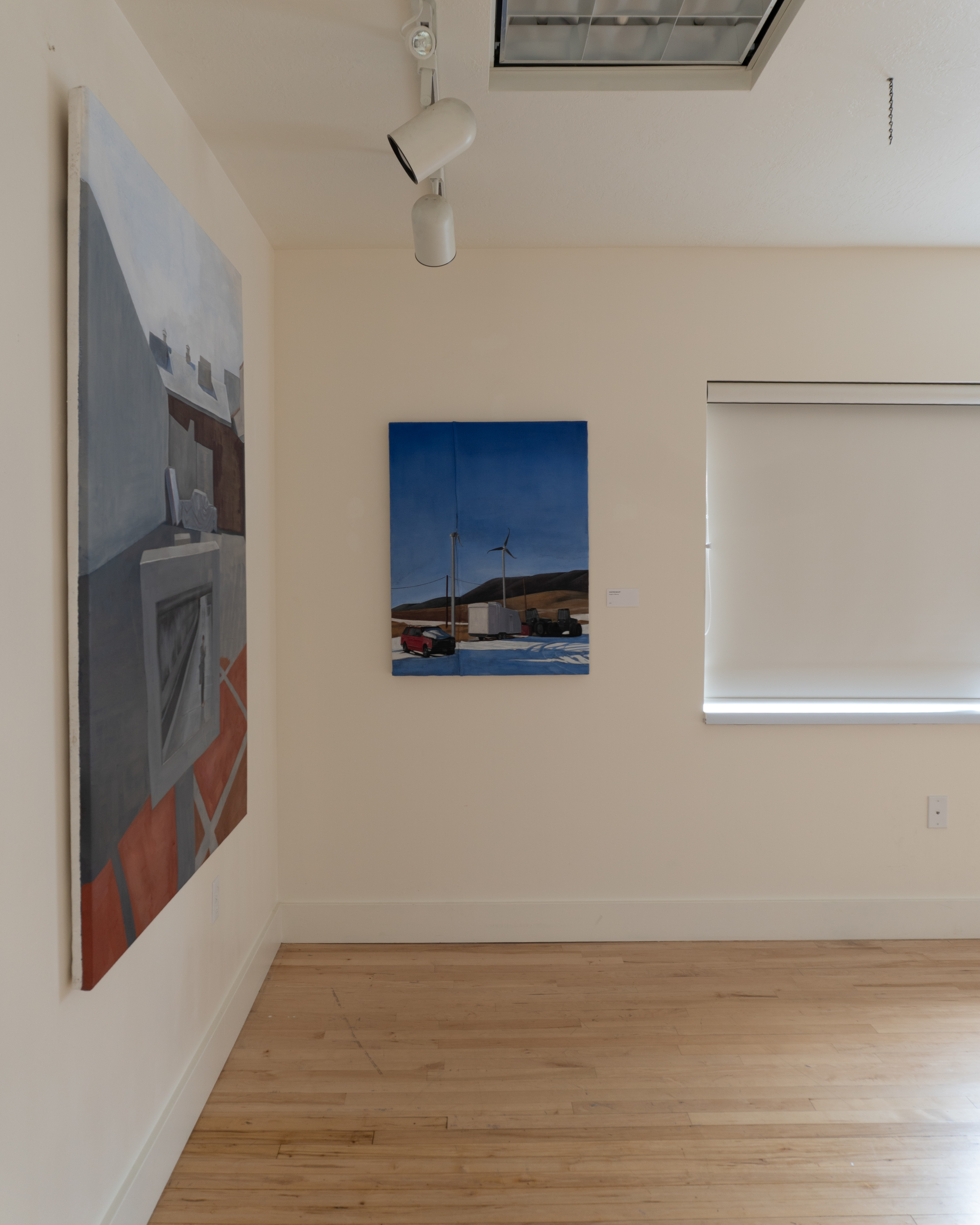 a photo of a window